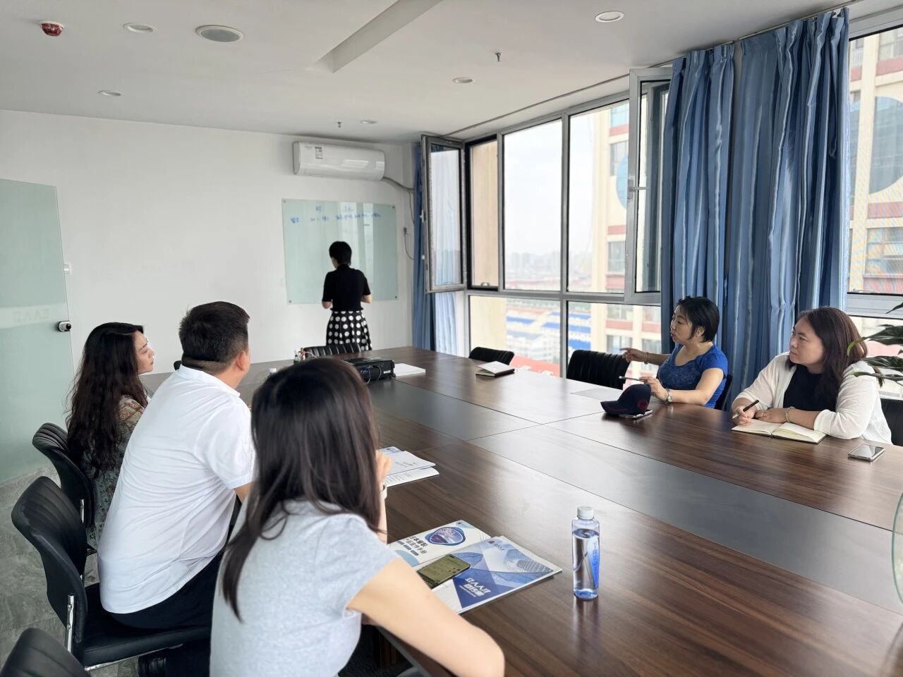 呼和浩特职业技术大学-2.jpg 呼和浩特职业技术大学-2.jpg